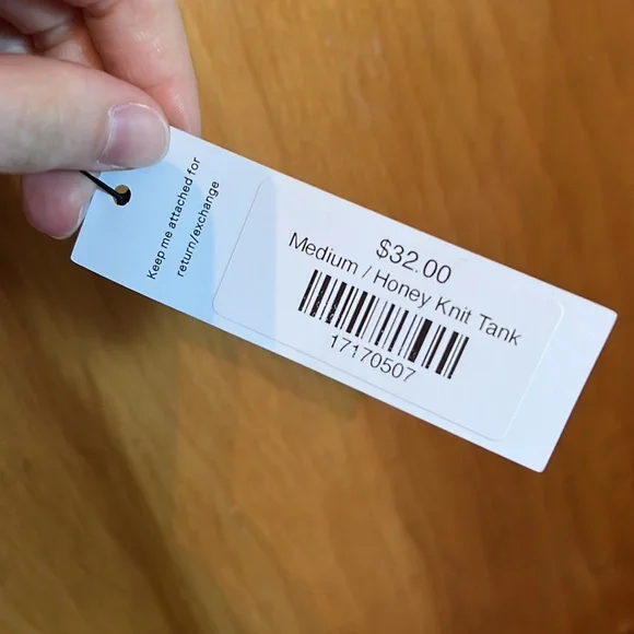 Cropped Sweater Tank - Picture 2 of 4